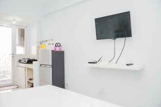 Common Space 4 Roomy Studio Room Apartment at Bintaro Park View By Travelio