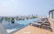 Swimming Pool 2 Chezzotel Pattaya Hotel and Residence