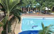 Swimming Pool 7 RedDoorz Near Gaisano Grand Cordova