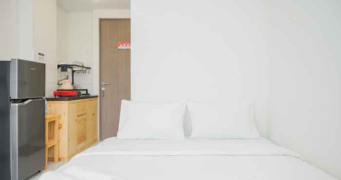 Bedroom Studio at Emerald Bintaro Apartment near British School By Travelio