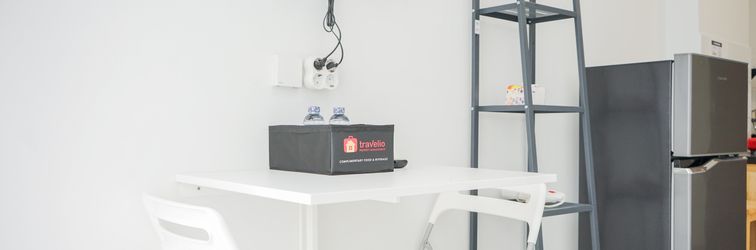 Lobby Studio at Emerald Bintaro Apartment near British School By Travelio