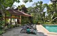 Swimming Pool 2 Ambong Rainforest Retreat