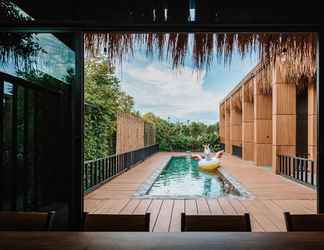 ภายนอกอาคาร 2 The Pool Villa Resort & Cafe Bangsaen