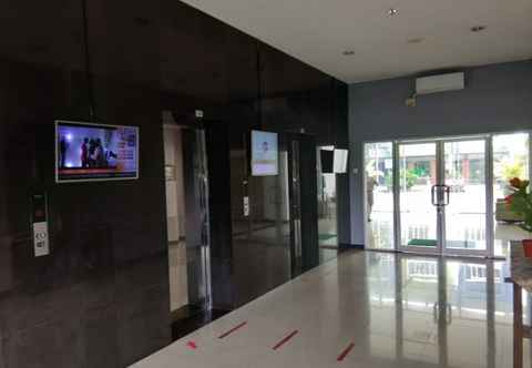 Lobby Dinda Apartment Gunung Putri Square