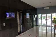 Lobby Dinda Apartment Gunung Putri Square