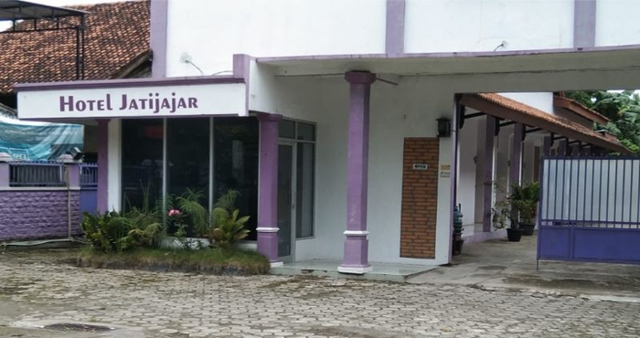 Bangunan Hotel Jatijajar