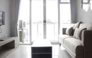 Ruang untuk Umum 4 Homey 3BR Apartment near Exit Toll at Gateway Pasteur By Travelio