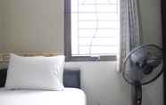 Kamar Tidur 2 Cozy & Strategic 2BR at Majesty Apartment near Maranatha Christian University By Travelio