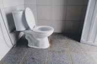 Toilet Kamar Alengkong Double View