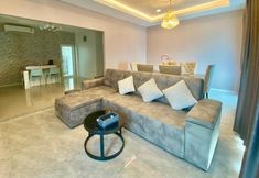 Functional Hall 2 Mind Pool Villa Cha Am