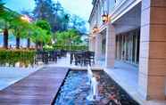 Bar, Cafe and Lounge 7 Sea Pearl Beach Resort (SHA Extra Plus)