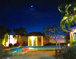 Exterior 2 Luxury pool villa Rayong