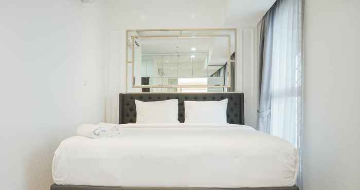 Bilik Tidur Luxury & Brand New 1BR at West Vista Apartment By Travelio