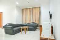 Common Space Good and Spacious 3BR Pangeran Jayakarta Apartment By Travelio