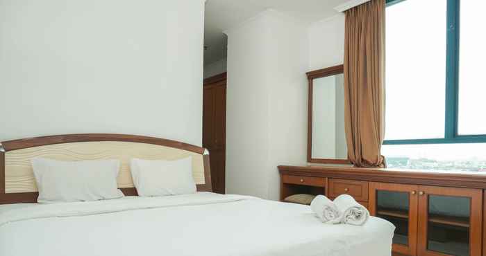 Bilik Tidur Good and Spacious 3BR Pangeran Jayakarta Apartment By Travelio