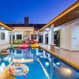 นิวเยียร์พูลวิลล่า 1, โรงแรม & ที่พัก ATM กสิกรไทย Sawasdee Seaview