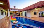 Bangunan 6 New Year Pool Villa