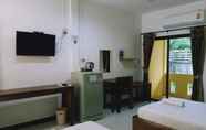 Toilet Kamar 4 Rachawadee House 