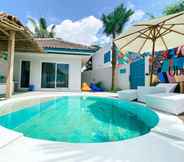 Swimming Pool 2 Ubu Villa Pulowatu