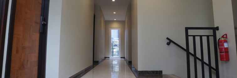 Lobby Djuragan Kamar Toku House Slipi