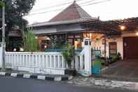 Exterior Omah Ramalea Homestay Kotabaru