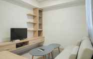 Lobi 4 Modern and Comfy 2BR at Meikarta Apartment By Travelio