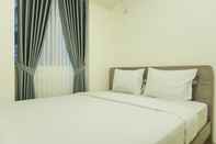 Bilik Tidur Modern and Brand New 2BR Meikarta Apartment By Travelio
