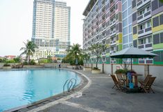 Kolam Renang 7 Strategic and Comfort Studio Apartment Margonda Residence 2 near UI By Travelio