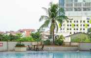 Swimming Pool 5 Strategic and Comfort Studio Apartment Margonda Residence 2 near UI By Travelio