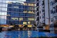 Swimming Pool Simply Strategic Studio Signature Park Tebet Apartment By Travelio