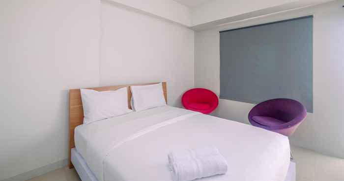 Kamar Tidur Cozy and Chic Studio Park View Condominium Apartment By Travelio