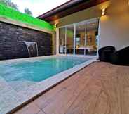 สระว่ายน้ำ 2 The Apex Private Pool Villa Krabi