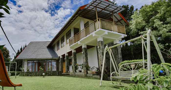 ภายนอกอาคาร Green Villa Lembang