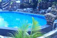 Swimming Pool Manik Tirta Cabin's