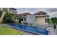 Swimming Pool Imperial The V Private Pool Viila Sentul CIty