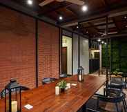 ร้านอาหาร 6 P2 Wood Loft 