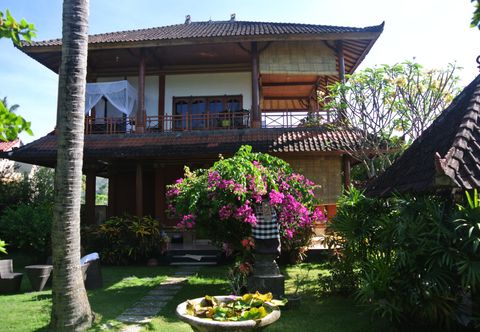Bangunan Villa Sinar Cinta