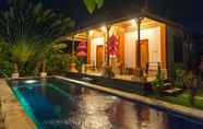 Swimming Pool 5 Villa Sinar Cinta