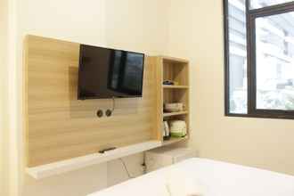 Bedroom 4 Zest Studio Semi Apartment near BINUS University at The Lodge Paskal By Travelio