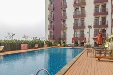 游泳池 Comfort and Stylish Studio at Dave Apartment By Travelio