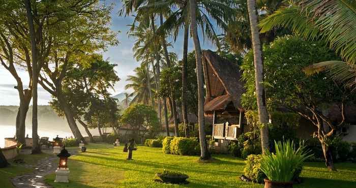 Common Space Alam Anda Ocean Front Resort & Spa