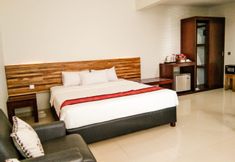 Bedroom 2 Antika Hotel Rembang