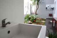 Phòng tắm bên trong Villa All New Casa Verde by Masterpiece Villa