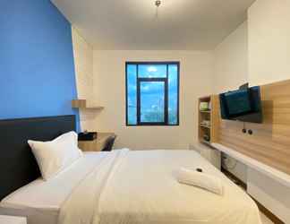 Bedroom 2 Simply Studio Semi Apartment at The Lodge Paskal near BINUS University By Travelio