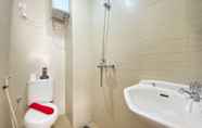 Toilet Kamar 6 Near Exit Toll Pasteur Sunnyside Studio at Apartment Gateway Pasteur By Travelio