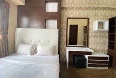 卧室 Near Metro Indah Mall 1BR at Tamansari Panoramic Apartment By Travelio
