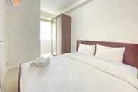 Kamar Tidur Bright and Private 2BR Apartment at Parahyangan Residence near Nara Park By Travelio