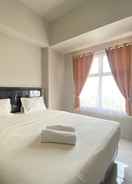 BEDROOM Comfy & Strategic Location 2BR Apartment at Newton Residence near Tol Buah Batu By Travelio