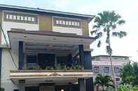 Bangunan Hotel Grand Mempura