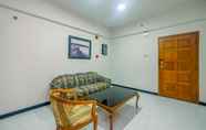 Lobby 4 Spacious and Homey 3BR Kondominium Juanda Apartment By Travelio